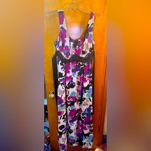 Floral print beachy summertime dress.